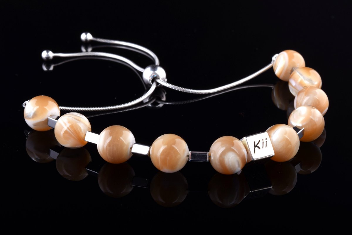 EmperorsScience's tweet photo. Natural Shell Stone "Kii" Bracelet https://t.co/huMut9YGu3 #KiiDesign #Shopify #EtsyBracelet https://t.co/Wrsu8AxO7T