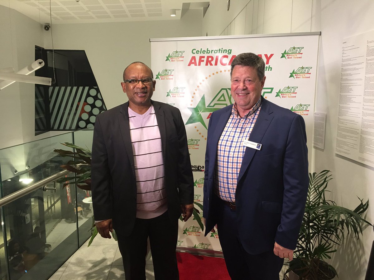 AfricaDayAus's tweet photo. Steve Rametse with Cr Hedditch on the red carpet! #ADT2017 https://t.co/XMiwzHHRk6