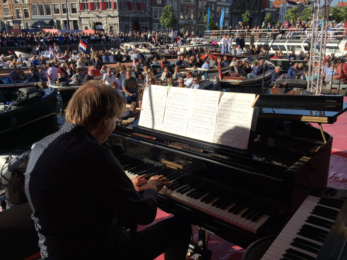 Spaarne_Concert's tweet photo. Je kan nu een ligplaats reserveren voor SpaarneConcert op 1 juli a.s.

https://t.co/3IPAvVgK9L https://t.co/cHLBk8JaZv