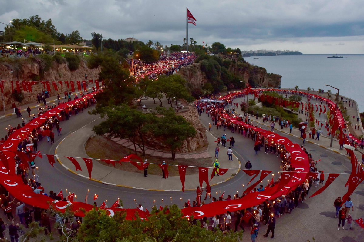 Antalya07_'s tweet photo. Antalya da 19 Mayıs... https://t.co/BPpTddCQFe