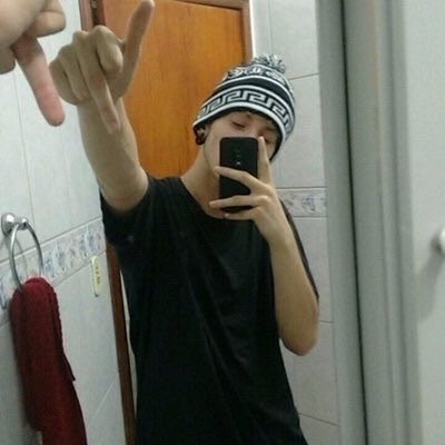 sorryimlols's tweet photo. "Hoje eu vou deixar tudo pra lá. Eu não vou mais esperar deixar o amor chegar" #ReggaeTown https://t.co/z7OYAzQVxG