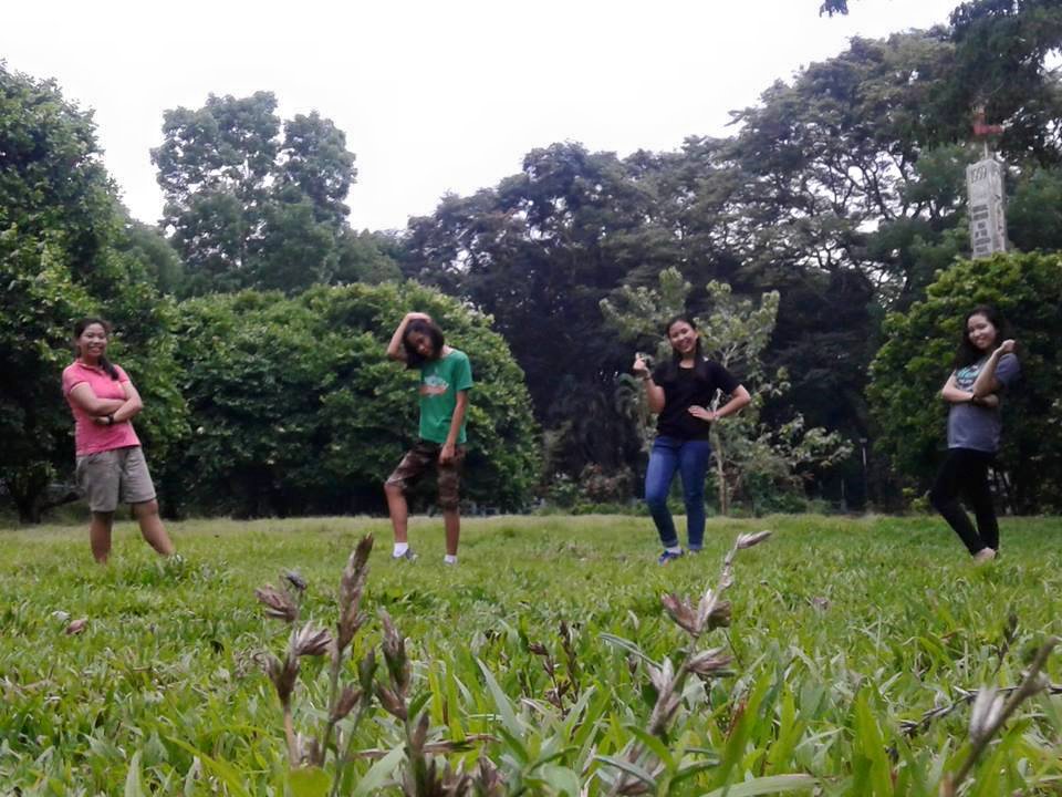 punzalanprince5's tweet photo. When you have crazy friends ๐น
#GroupGroup #wooooaww @juliarobertdee @threshapunzalan https://t.co/XjmFbpFH7U