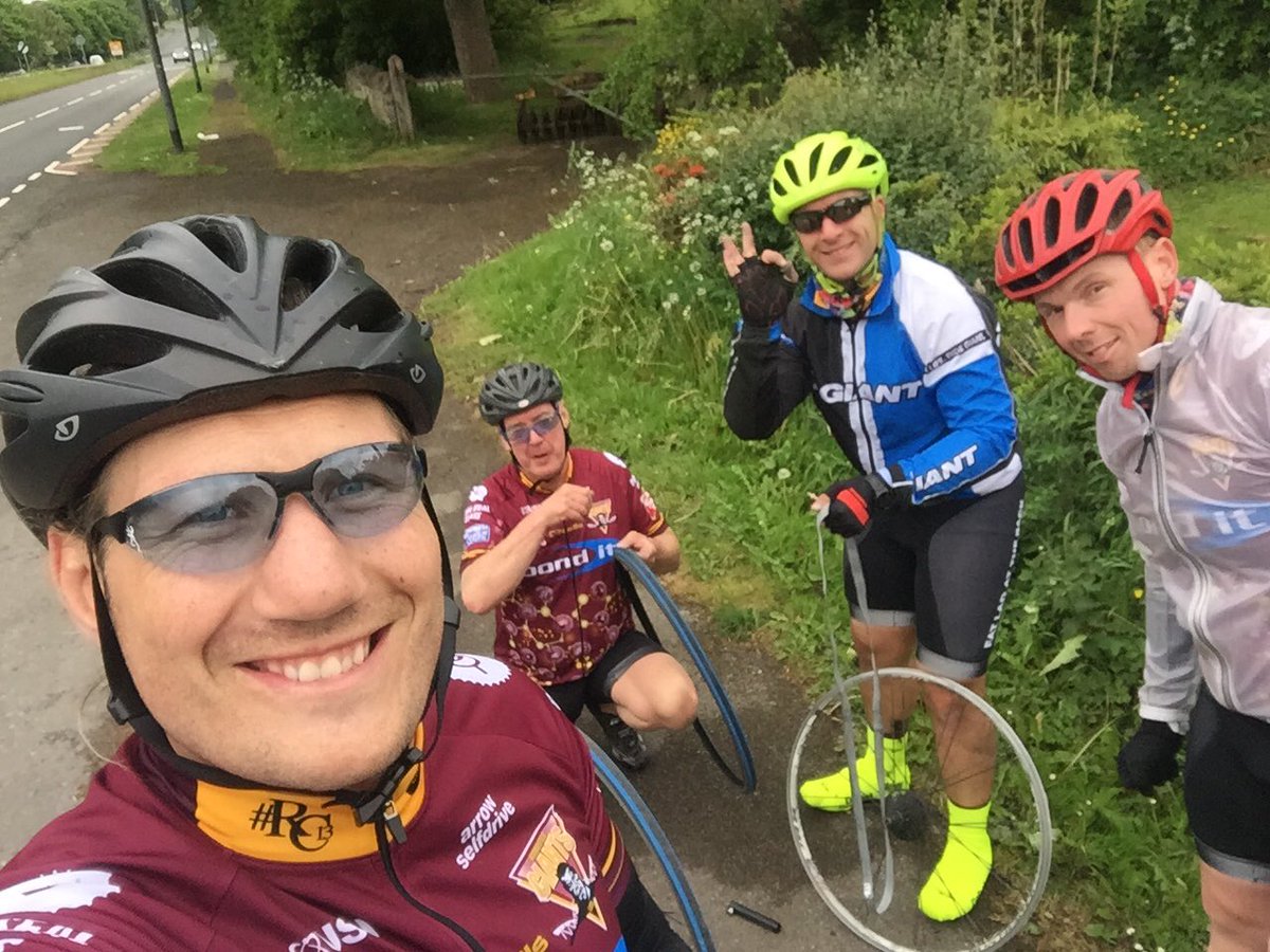 BigEorl's tweet photo. 163km in and first puncture, obviously time for a selfie! @FatLadAtTheBack #magicride https://t.co/JyDV2blZ0V