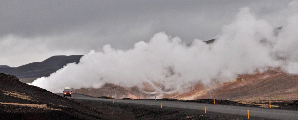 Experience Iceland’s remarkable volcanic landscapes and natural wonders by car! #Iceland #IJsland