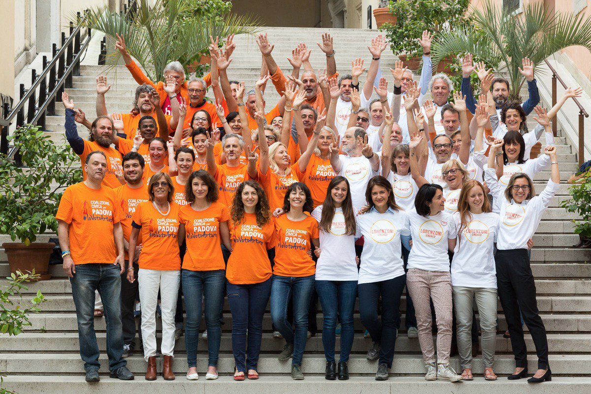 Ecco tutta la squadra al completo #CoalizioneCivica e #LorenzoniSindaco! ☀️ #padovamerita