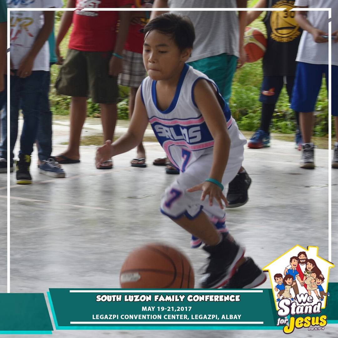 cfc_kfc's tweet photo. ...a basketball clinic and socio-civic duties, too.

#kfcfamcon2017
#WeStandForJesus https://t.co/pdxv3Sex05