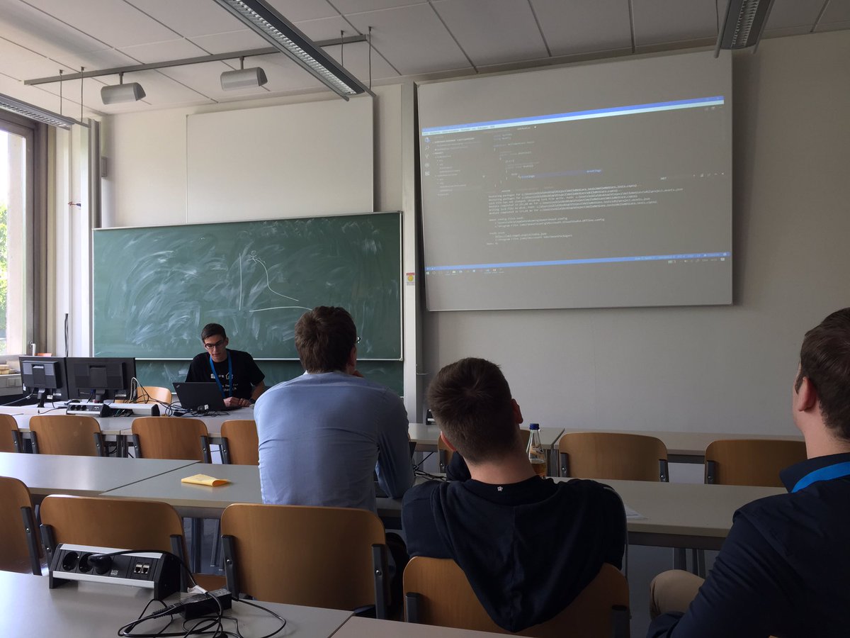 ImagineConf's tweet image. Last Sessions! Cross-Platform with @dotnet Core and @Azure Machine Learning! 🤓