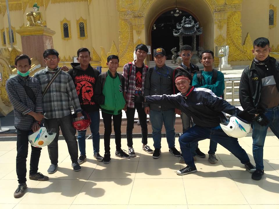 Dhevid86's tweet photo. di musium pangoda. #berastagi (SUMUT)
with friends 
😎😎😎 https://t.co/gPVD1r8QBN