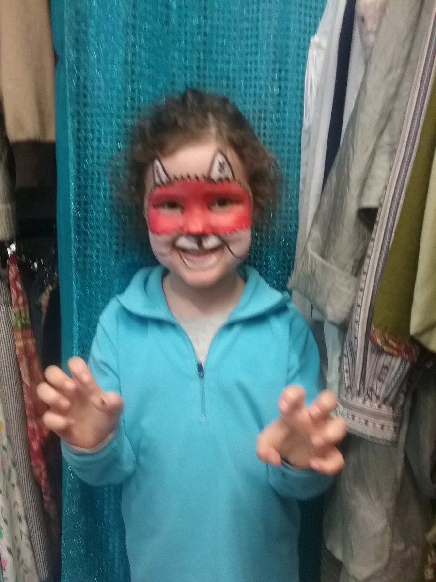 CaveCandy's tweet photo. Some happy customers with their face paint.@TootingMarket  @CandyExpress3 https://t.co/5vlNfGwGjV