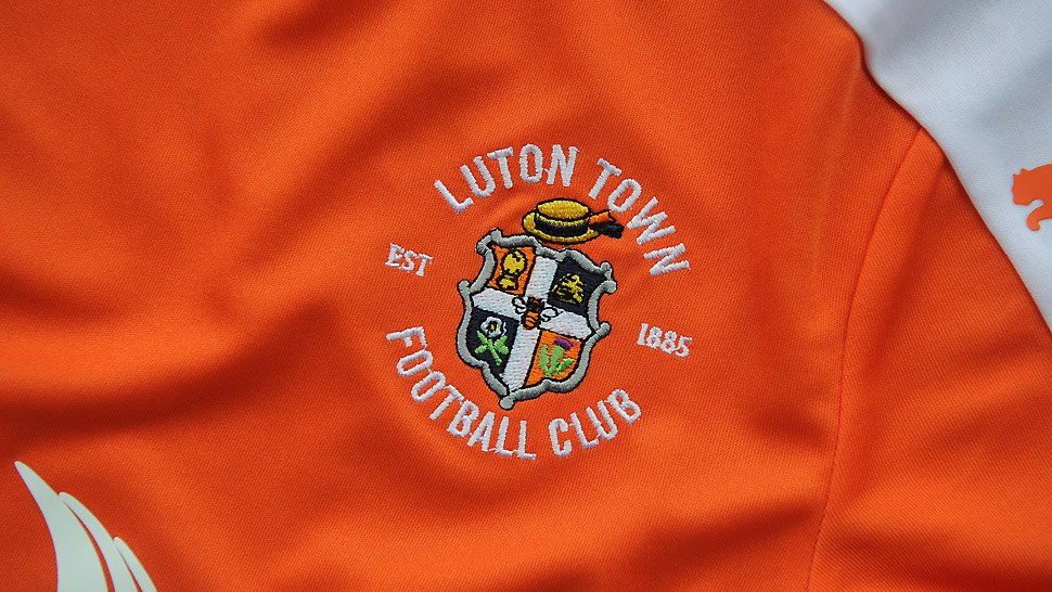 LutonTown's tweet photo. SQUAD NEWS: Craig King &amp; Dan Potts offered new deals; five pros to be released when their contracts expire >> https://t.co/OLwCgqkIdD #COYH https://t.co/Vw2ARzVbLJ