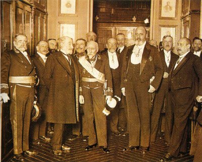 Notimex on Twitter: "El 20 de mayo de 1875 se adoptó el Sistema Métrico Decimal gracias al tratado de la Convención del Metro, suscrito en París, Francia.… https://t.co/qoAV9sMRRH"