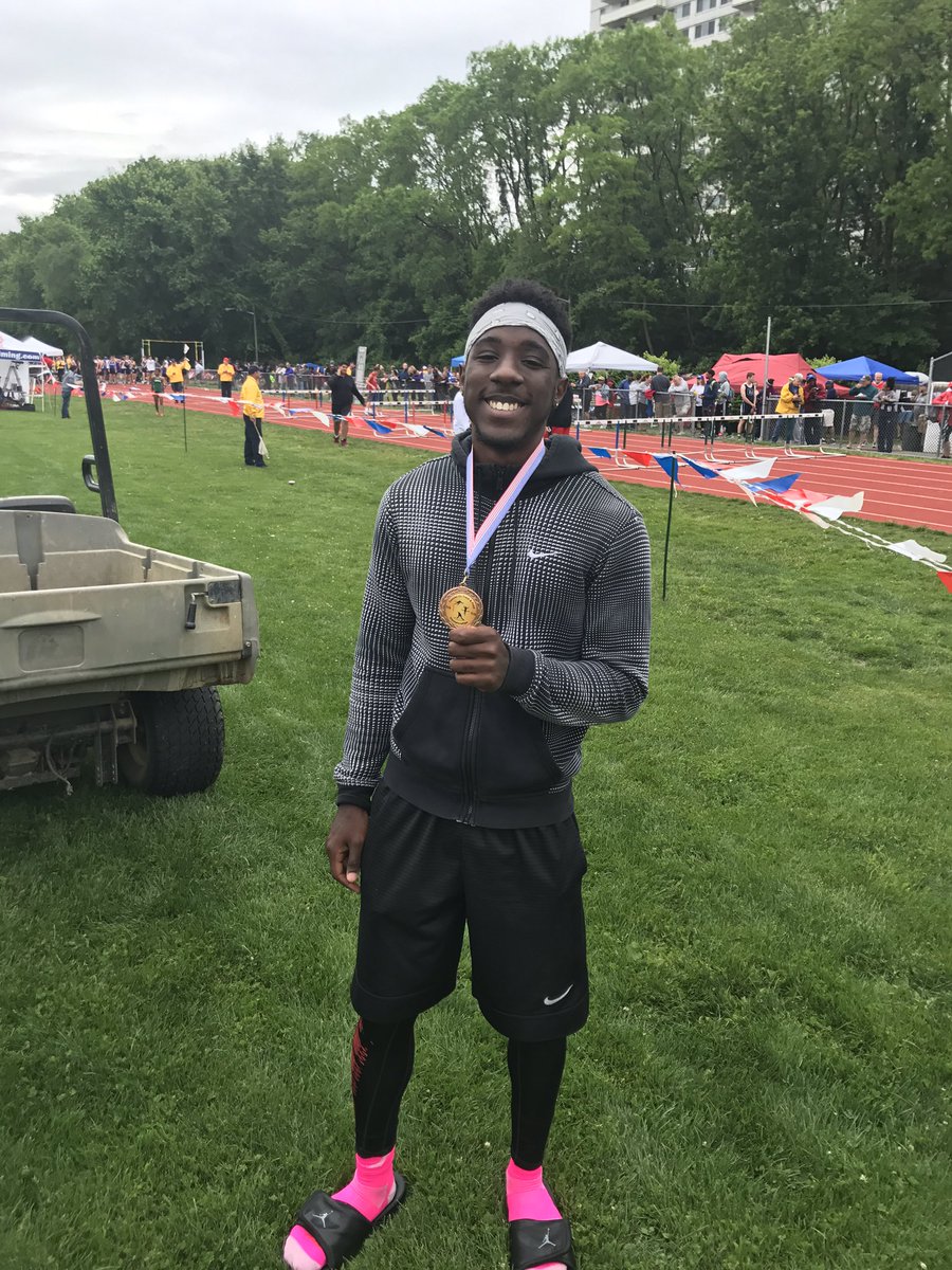 Garnetsxctf's tweet photo. Savon places 5th in the triple jump and 6th in the 100m dash!!! https://t.co/SHWQlawS6o