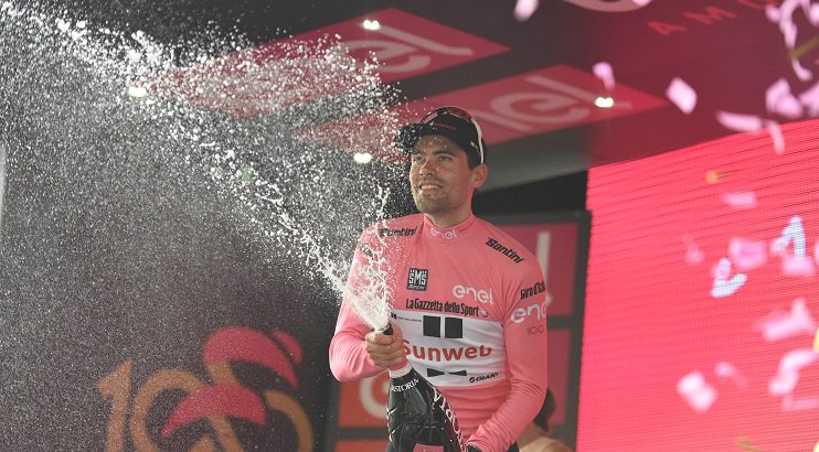 LeGP_off's tweet photo. Giro d'Italia - Tom Dumoulin rend fou ses adversaires à Oropa #Giro100 #Dumoulin

https://t.co/XEsUv2FOhn https://t.co/kXASf2LG4K