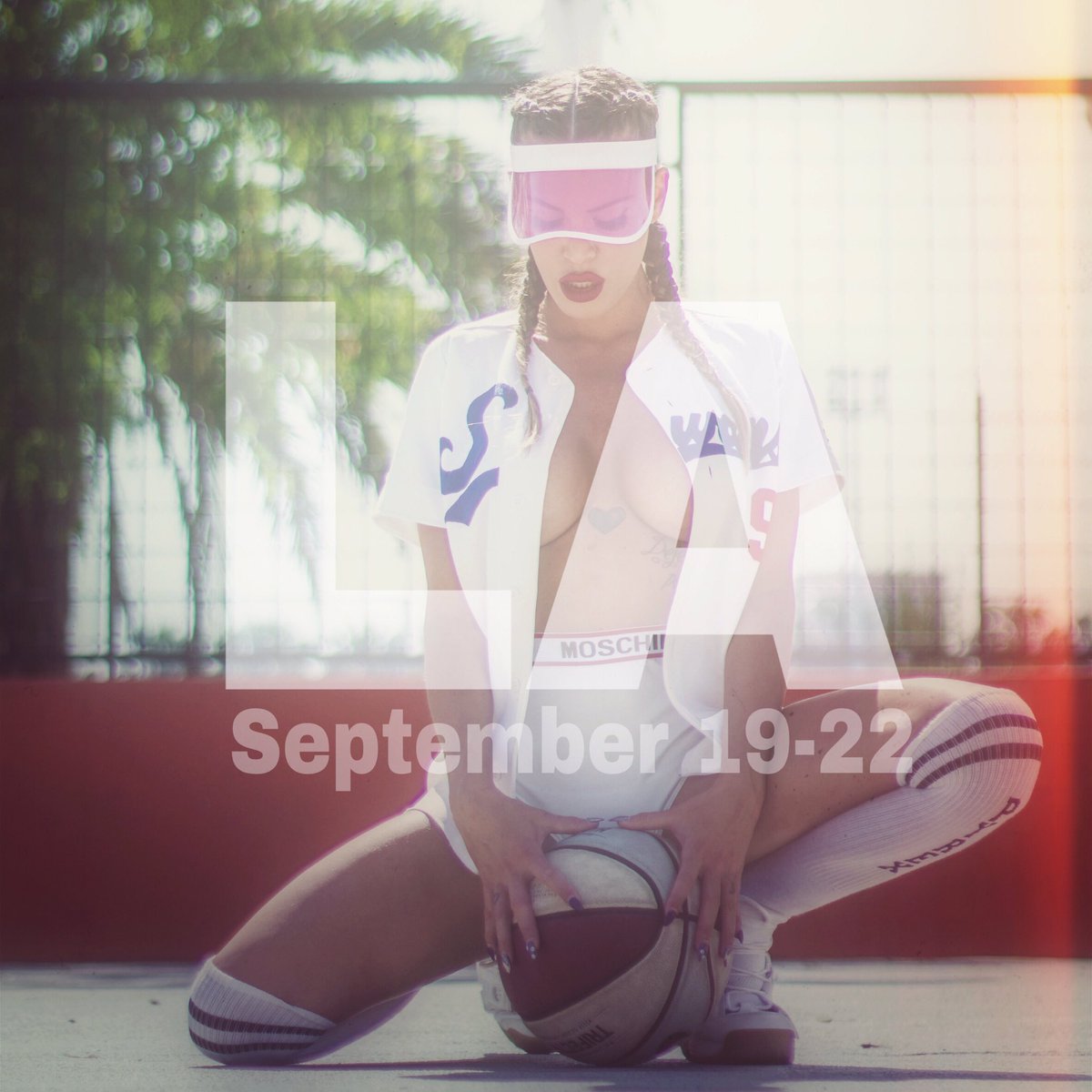 dearproductions's tweet photo. #Booking for #LA #LosAngeles #Hollywood #UsaTour #Model #Photography #Photographer #DearProductions #MusicVideo https://t.co/gc0ttpjZKr