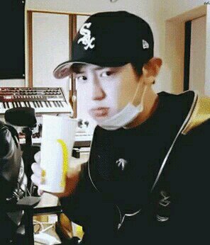 CAWGLOVES's tweet image. #cawmenfess @hyeri202 selamat malam hyeri ayo tidur nanti lucunya kamu ilang :v fr : admin pcy