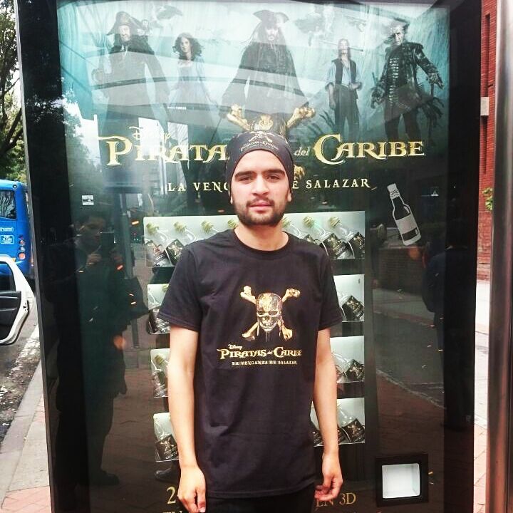 CinecolorCol's tweet photo. #PiratasDelCaribe #LaVenganzaDeSalazar te espera en el paradero #Eucol @Centro_Andino #Bogotá. Más información:: https://t.co/WTdNNK75gI https://t.co/SMdwzGgB9m