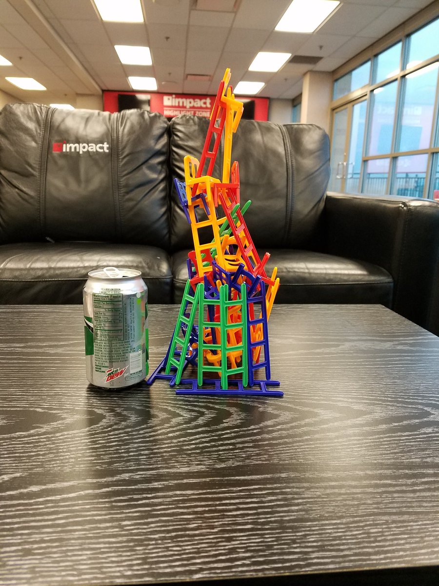 Deep leadershop conversations brought to you by chairs and ladders and #HoosierFLA <a href="/ByronErnest/">Dr. Byron L. Ernest</a> @amandareneecase <a href="/missjenadavis/">Jena Davis</a>