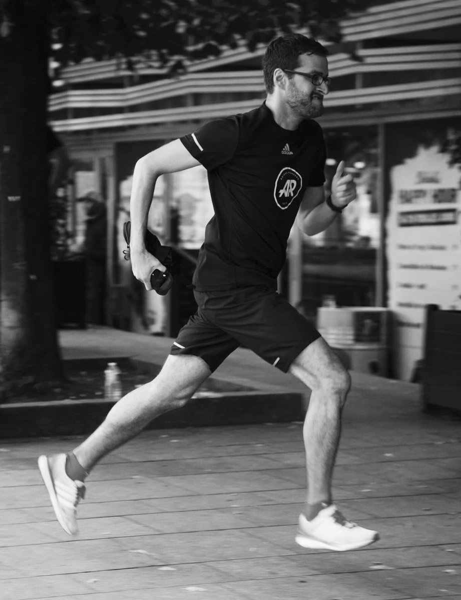 Mo_Naa_'s tweet photo. Action ⚡️🐎⚡️#24hstreetrace #whyIrunJaures #PureBOOST DPR https://t.co/zX1kiKJV0Z