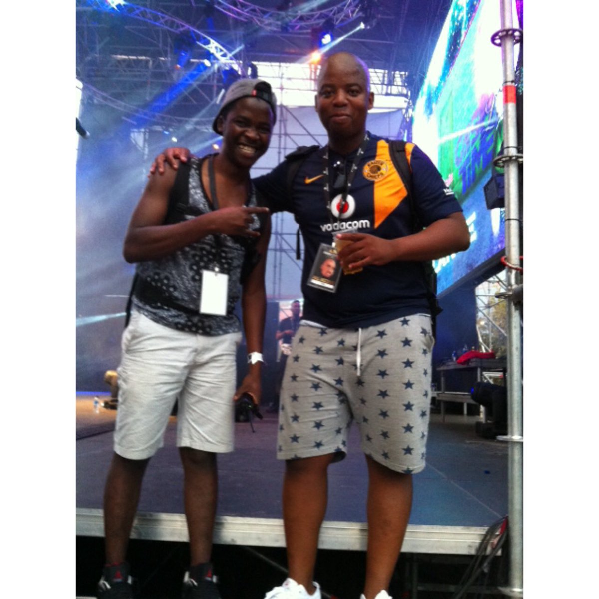KudzayiDaniel's tweet photo. Just found this on my phone, doubt @iam_ph even remembers this #AxecessJozi 2015 when I was just a backstage manager😂 #HaveGoodRelations https://t.co/ROzvqEOFod