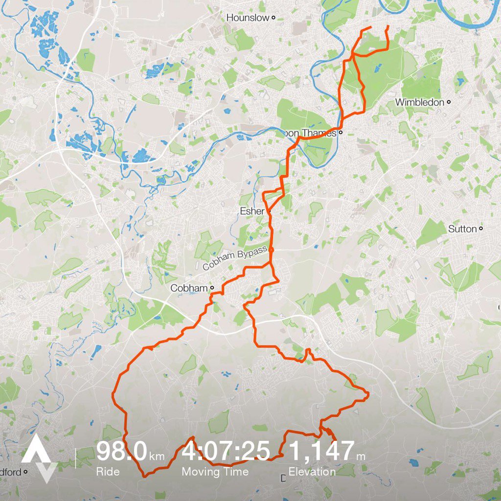 thames_surfer's tweet photo. Fantastic @CychoCycle club ride this morning sun on our faces, wind on our backs @Alexintheworld1 @alexphillips60 😎🚴🏻 https://t.co/31dVTCNVMo