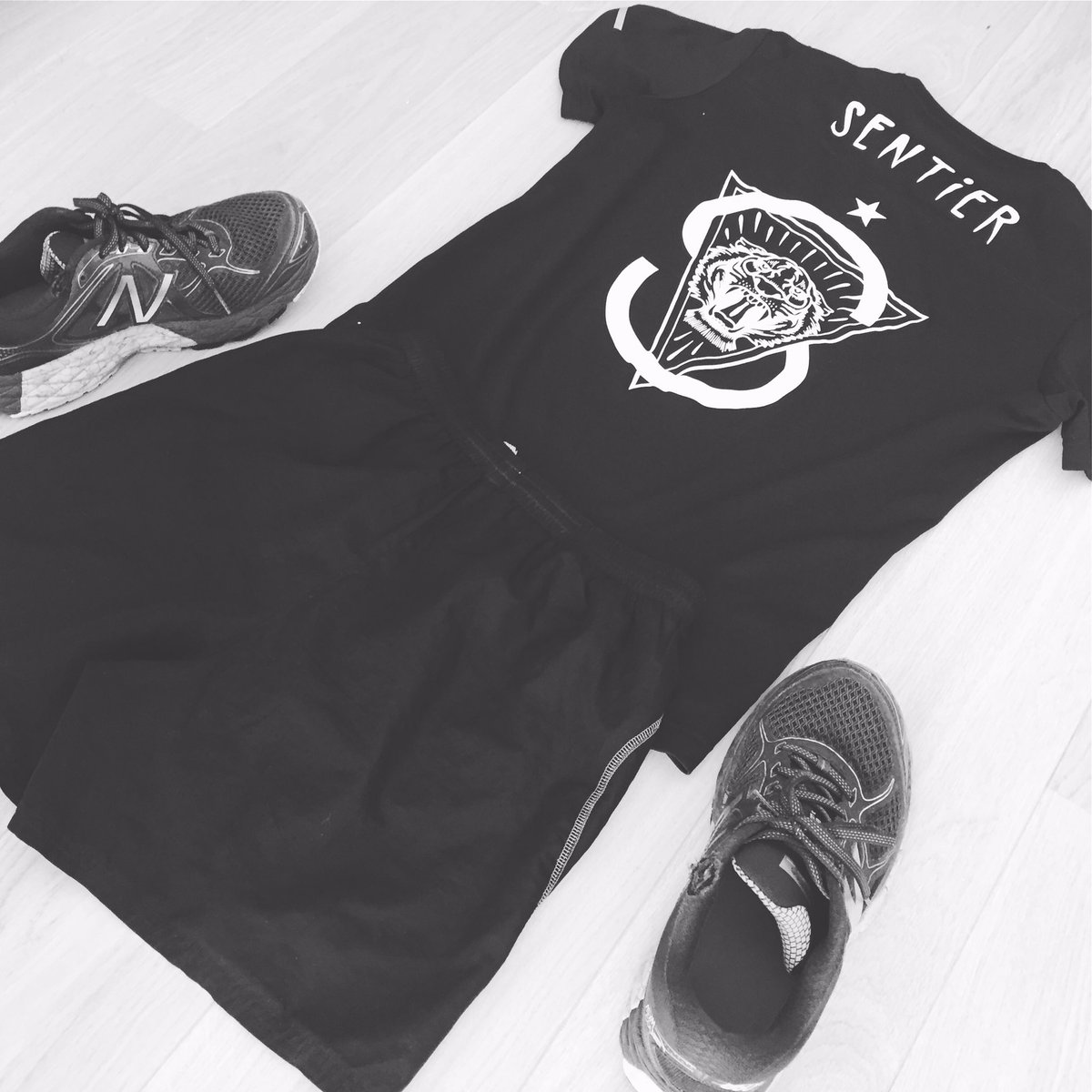 SBOISJOT's tweet photo. Même pas eu le temps de passer par le linge sale. Nvl session ce matin entre 11/12. Courage aux relayeurs!!! #whyirunsentier #PureBOOST https://t.co/KQwY9sXRv0
