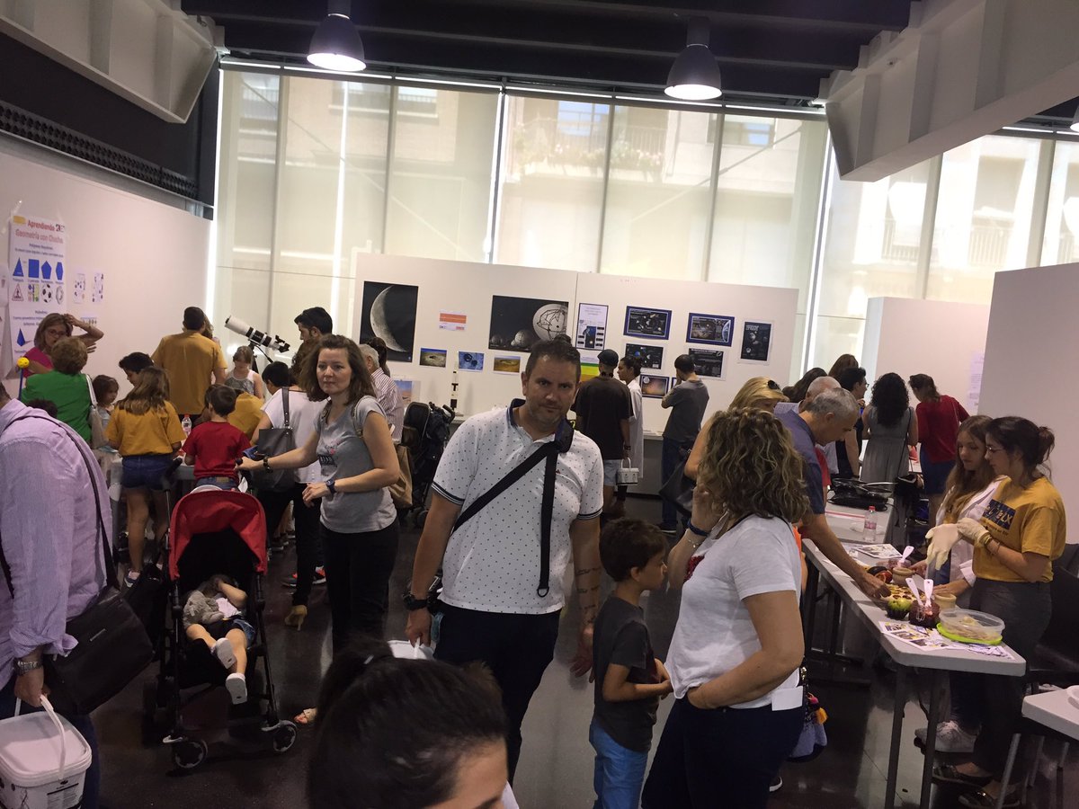 fecitelx's tweet photo. Ambientazo en #fecitelx2017 Centre de  Congressos Ciutat d'Elx. Esta tarde volvemos!!!! https://t.co/mC7faC5kyT