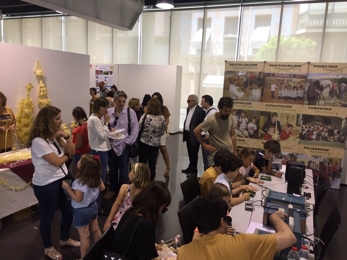 fecitelx's tweet photo. Ambientazo en #fecitelx2017 Centre de  Congressos Ciutat d'Elx. Esta tarde volvemos!!!! https://t.co/mC7faC5kyT