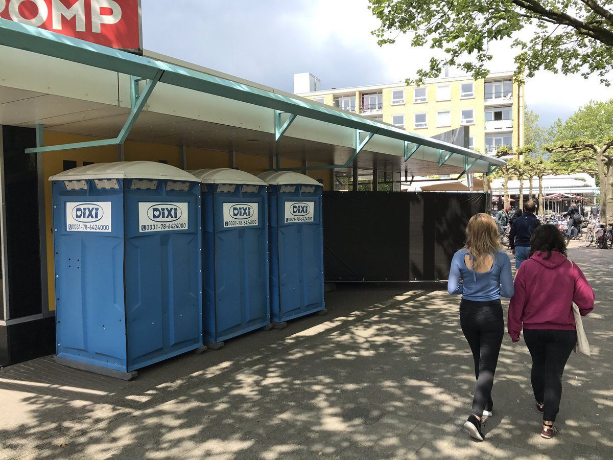 Er wordt hard gewerkt aan Proef De Gaard, het 'preuvenement' in het WC. om 17 uur prijsuitreiking winnaar Speelplek-prijsvraag. Komt allen!