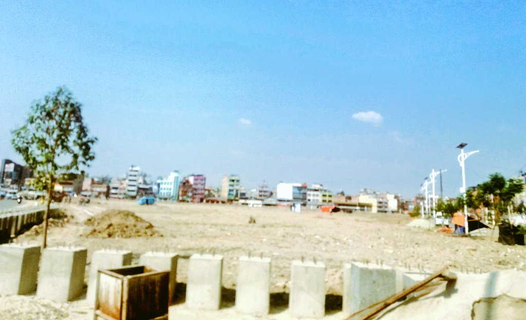 DhakalSaurav's tweet image. तिनकुनेमा पार्क बन्दै छ । डिजाइनमा जन सहभागिता खै ? #localelection2017 #openspace  #humancentricdesign