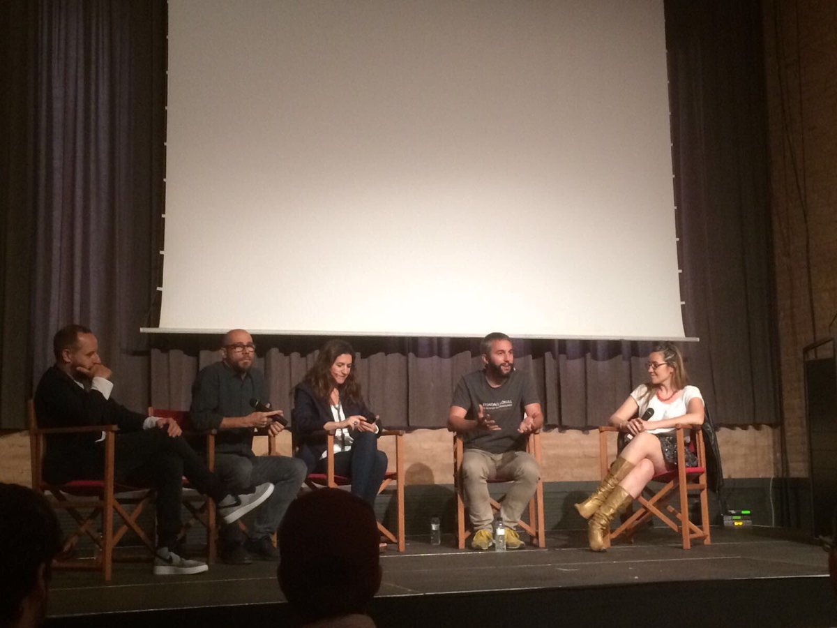 HolaLuzcom's tweet photo. Ecantados de haber tenido a @oriolvilag transmitiendo nuestro ADN en la mesa redonda sobre Creatividad y Empresa de #thecreativenet :) https://t.co/91o5L9nSUU