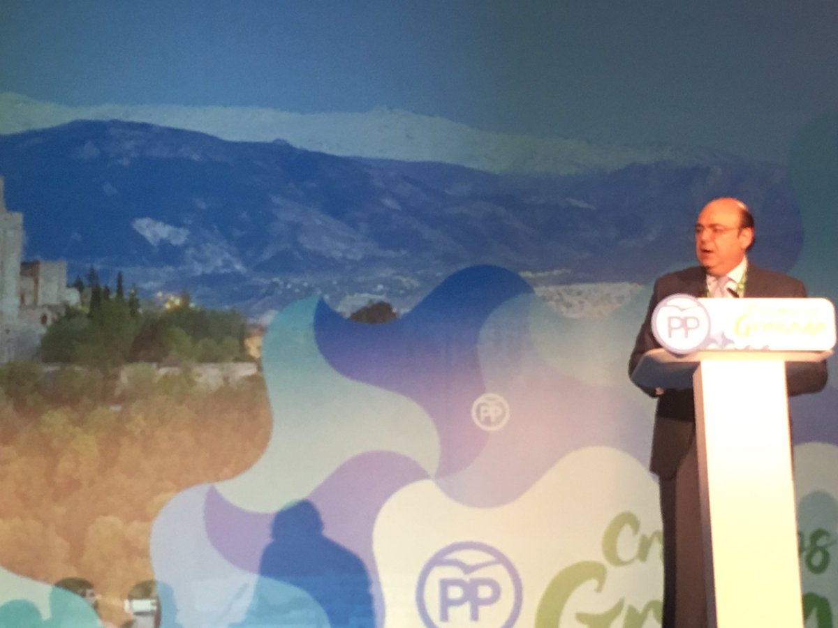 CarlosRojas_PPA's tweet photo. Sebastián Pérez reelegido presidente del Partido Popular de Granada. Un presidente ganador con un equipo ganador en el mejor partido. https://t.co/azpZrX5g2S