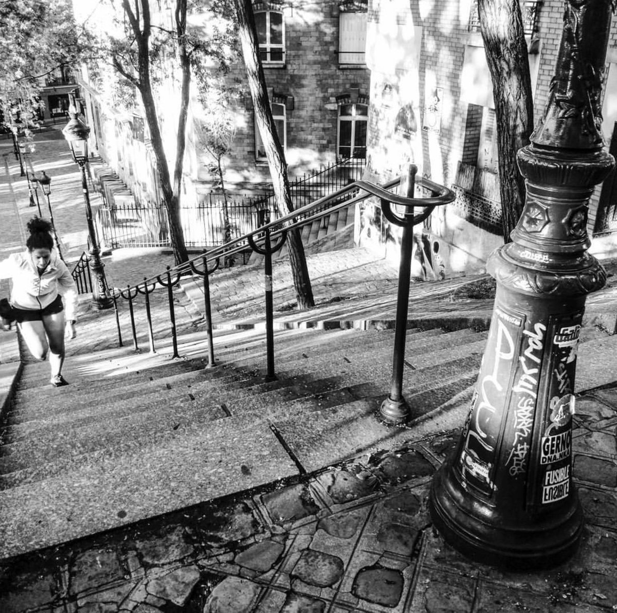 Paulinedjs's tweet photo. Plus que quelques heures...
#WhyIRunLesAbbesses #pureboostdpr #24hstreetrace https://t.co/CpqgILIYWC