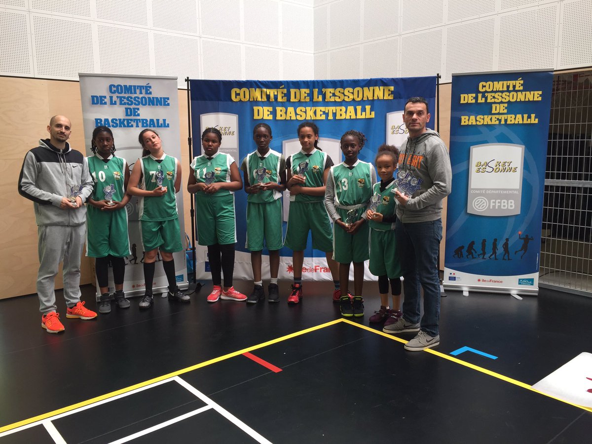 Finale U11F Viry terminent vices championnes de l'Essonne 🏀 #basketball #basketessonne #FDE91 @Viry_Chatillon
