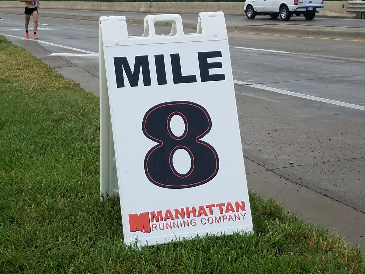 VisitMHK's tweet photo. #BSHH leaders just passed 8-minute marker in 41 minutes, great pace w/ 5 miles remaining. https://t.co/QXLf2BUq3d