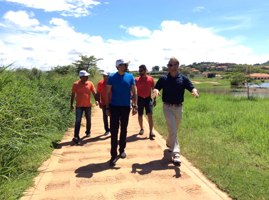 lvictoriaserena's tweet photo. Mr. Ali Murtaza(in blue) Owner of #AxclLubes lone sponsors of the #Tournament cutting the ribbon 🎀 on hole 2 nearest to the pin #challenge https://t.co/aimEM1yjom