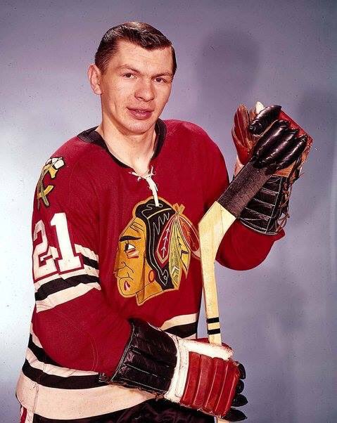 HAPPY BIRTHDAY!
Happy birthday to the Hall of Famer and Blackhawks legend Stan Mikita! 