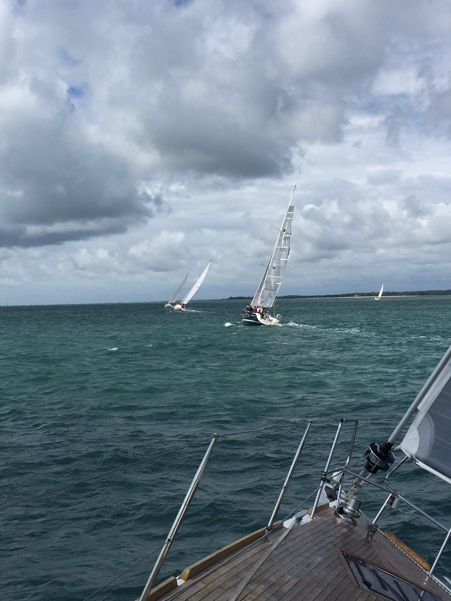PlumbersCompany's tweet photo. Heading towards #Snowden #LiveryYachtRace #LordMayorsCup

@PremGoyal_ @carolineroddis @CityandLivery @DavidAsparagus @therealpaulnash https://t.co/3otwJuUE9Q