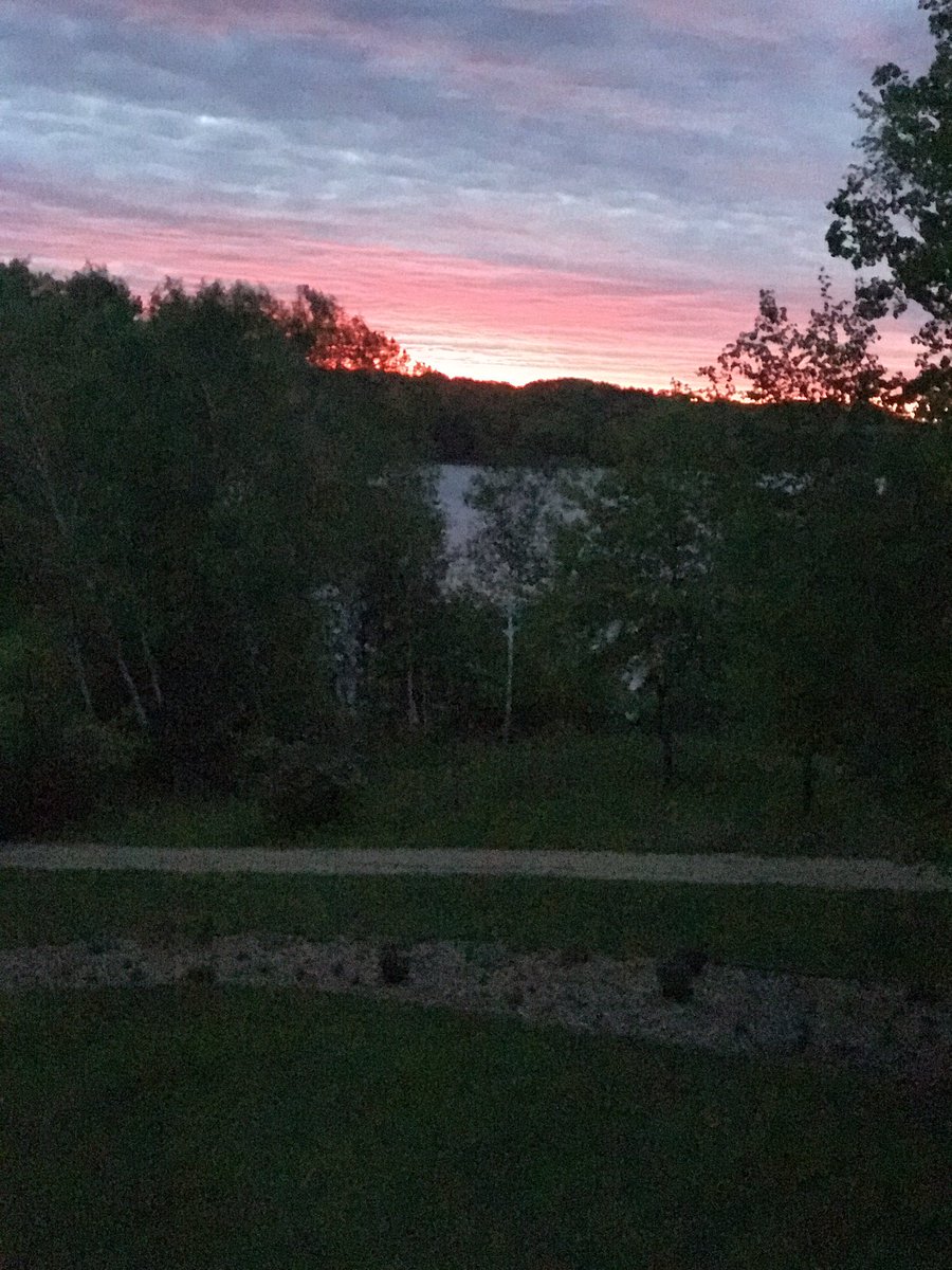 christiandringa's tweet photo. It's gonna be a beautiful day https://t.co/j4mvDBcY0B