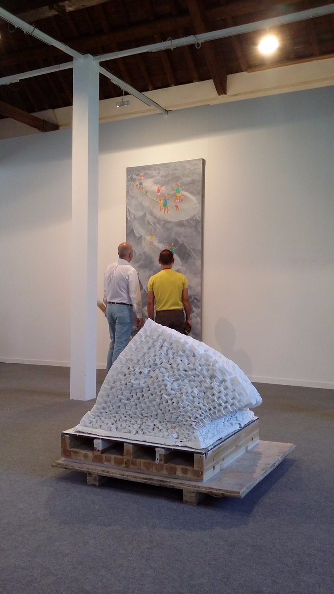 PHFangLijun's tweet photo. @FeriaArco #contemporaryart #FangLijun #lisboa is art this days, come to visit us. https://t.co/URtgOTeFU9
