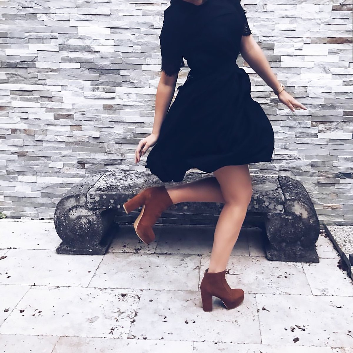 DUniverseApp's tweet photo. A C T I O N 💪 // A little skirt action from this babe @mylifeaskathii wearing our Black Twinkle Midi Skirt and looking fab 💕 #duapp https://t.co/3ukcma6fQL