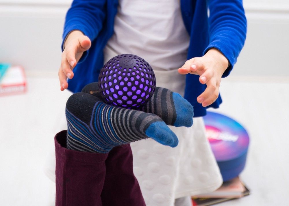 madebymany's tweet image. Weekend Long Read: &quot;Good Vibrations: the making and meaning of #Hackaball&quot; buff.ly/2qNxGqG #productdesign