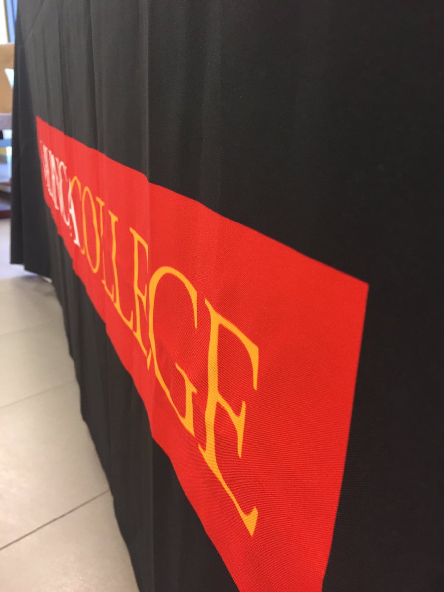 VCPoincianaCrew's tweet photo. 🙌🏽 Our first new student orientation for our Poinciana residents - #ValenciaCollege #VCPoincianaCrewAtWork #GotCollege #GotKnowledge https://t.co/gsSQRSn2Jz