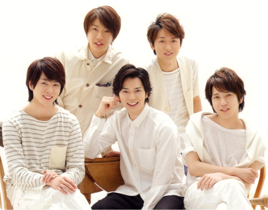 しも ね 顔色が悪いと言われるくらい 色白な二宮さんが大好きです Hanako 13 二宮和也 嵐画像 1日イチ二宮