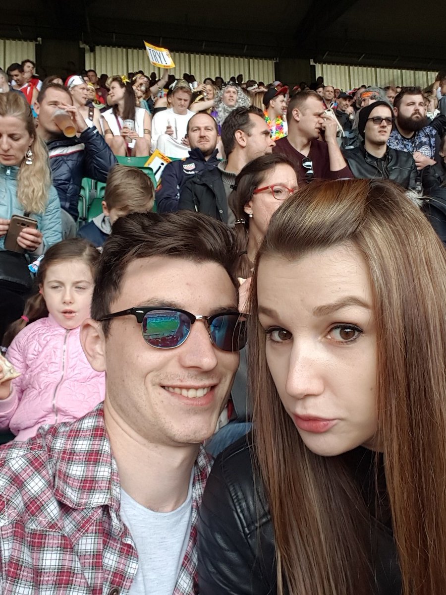 Kane_91's tweet photo. @SamsungUK M5, row 56, seats 137 &amp; 138  #SamsungSlider https://t.co/rdaskkB3SG