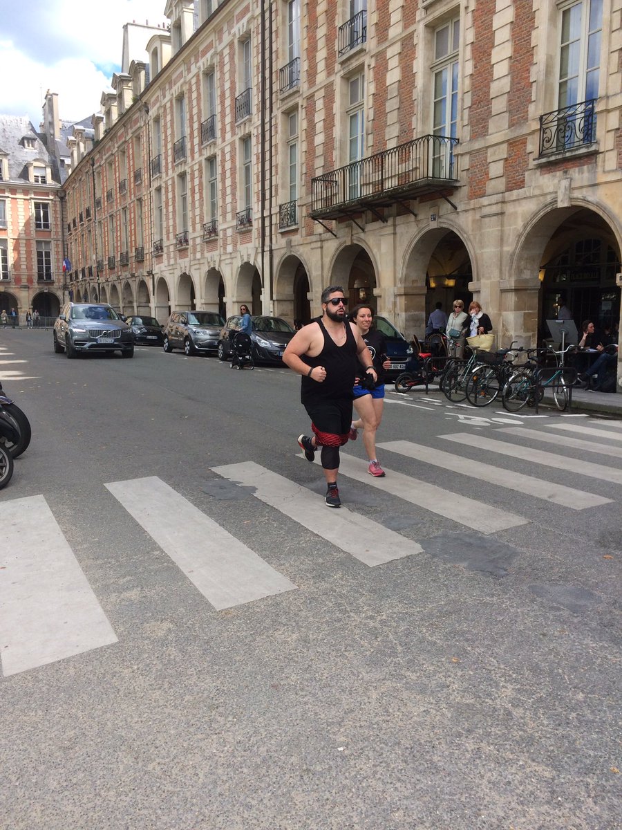 Notre balise gps est extrêmement bien protégée ! #whyirunbastille #pureboost