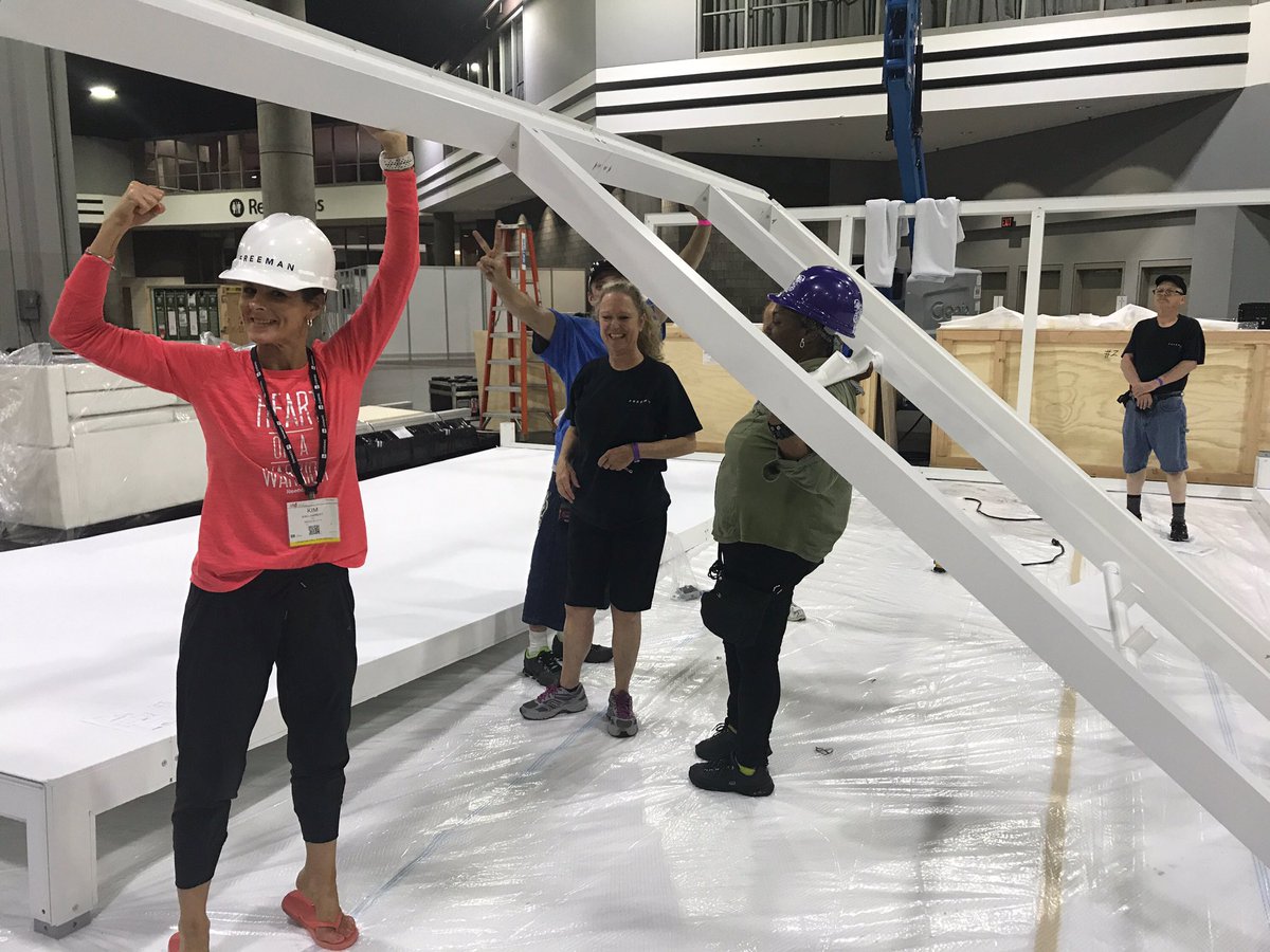DDIworld's tweet photo. We're getting set up! Stop by our #DDIatATD Booth 810 to get your #leadership questions asked and answered! #ATD2017 https://t.co/iUL6wz1O22
