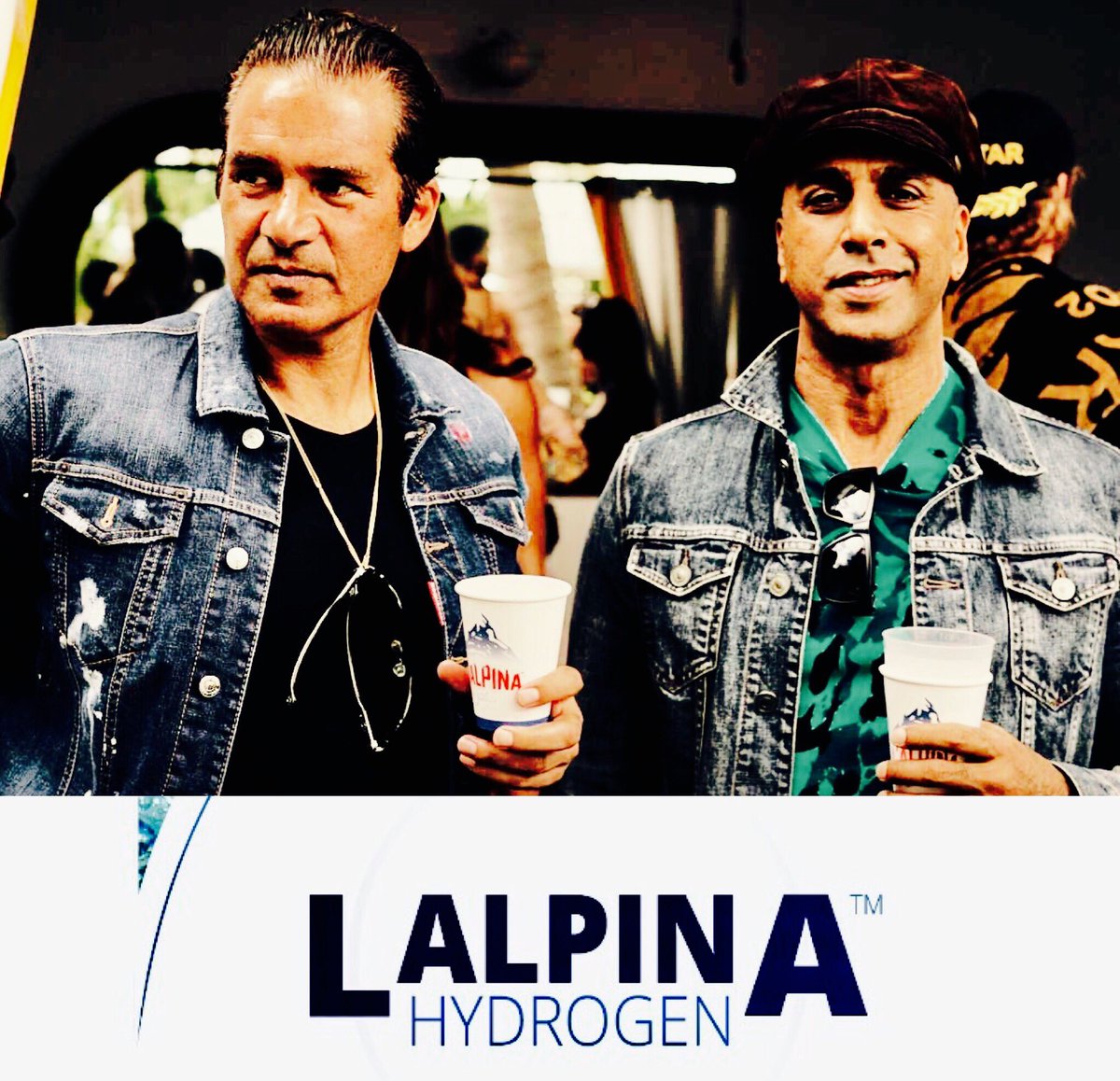 lalpinawater's tweet photo. #alhydro & Dr. Kahn GO HYDRO. #Biotechnology 💦⚡️🎥 https://t.co/I44DlKbFnw