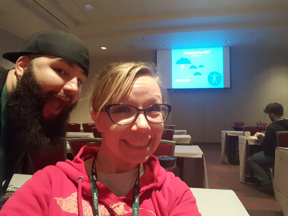 lilnayners's tweet image. Second day of my first conference!! This weirdo snuck into my picture 😂@saltnburnem #selfconf #a11y #a11ywin