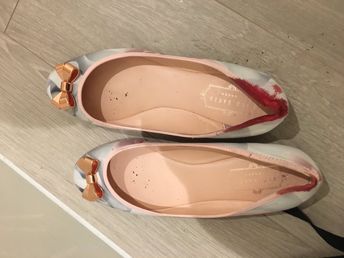 prina13's tweet photo. Gutted with the amount of pain my @ted_baker shoes have given me! Complete waste of money as I can not wear them again 😭😭😭 https://t.co/CRyS2RZXMq