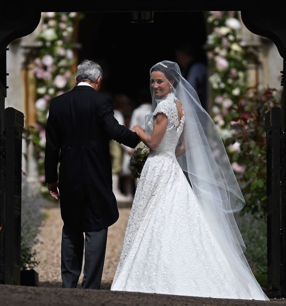 #PippaMiddleton ha scelto un #GilesDeacon per il suo matrimonio.
#pippaswedding #weddingdress #BeautifulWomen